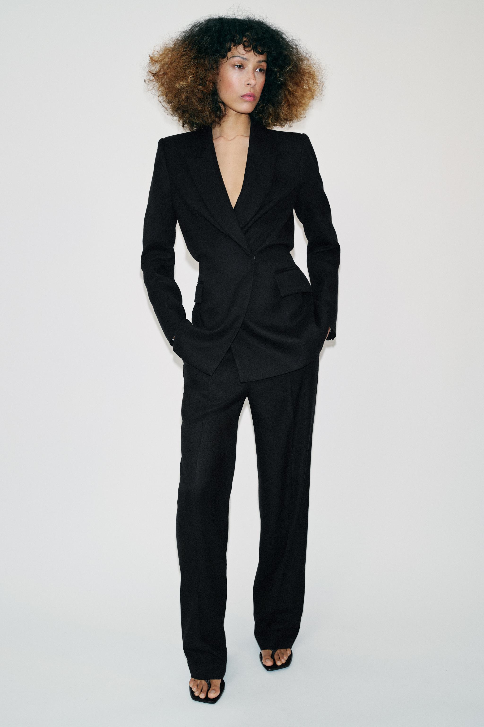 DOUBLE-BREASTED BLAZER WITH PUFF WAIST & SHOULDER PADS